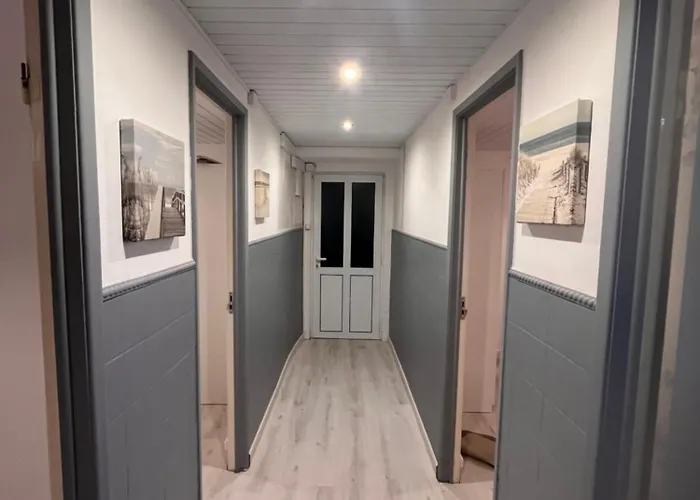 Rare - House With Private Garage - Historic Center - 500 M - Max 6 People * Peniche